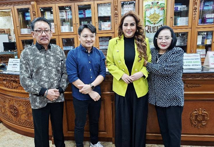 Sentuhan Kepedulian di Bulan Suci, Nita Thalia Jalani Facelift Usai Santuni Anak Yatim di Queen Beauty Clnic Sunter