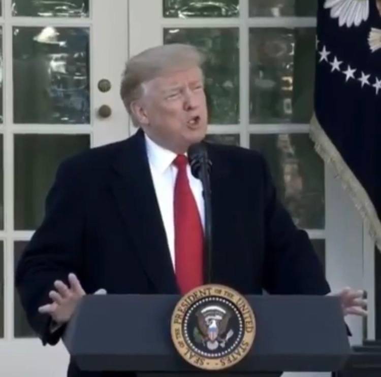 Trump Batalkan Serangan ke Iran, Harga Minyak Langsung Anjlok