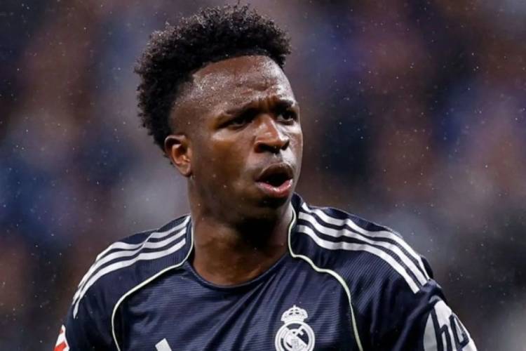 Real Madrid Jaga Asa Buru Gelar Juara Isai Taklukan Espanyol 2-0