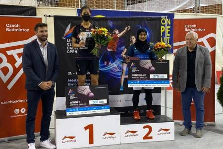 Pebulutnagkis Muda Indonesia, Putri KW Juarai Turnamen Czech Open 2021