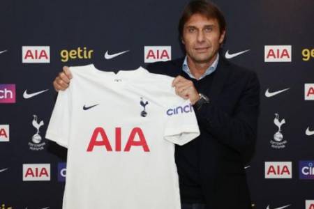 Antonio Conte Resmi Tangani Totenham Hospsur, Berapa Gajinya Per Bulan?