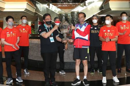 Piala Thomas Kembali ke Indonesia, Presiden Joko Widodo Apresiasi Perjuangan Skuad Merah Putih dan PBSI 