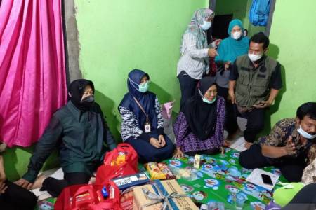 Mensos Kunjungi Penyandang Disabilitas Anak Korban Kekerasan