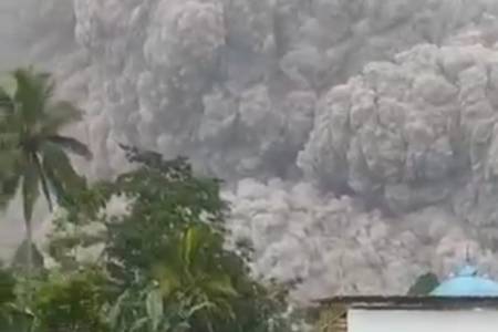 Erupsi Belum Bisa Diramal Dengan Teknologi