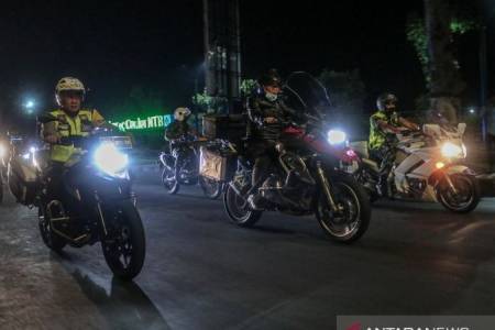 Kapolda NTB Gelar Patroli Bermotor Amankan Malam Pergantian Tahun