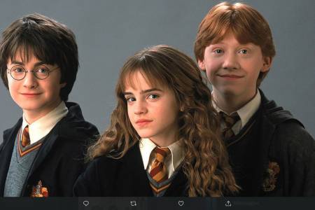 EA Batalkan Game MMO Harry Potter Akibat Keraguan Akan Umur Film Legendaris Itu