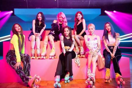 MOMOLAND Rilis Rangkaian acara jelang Comeback bersama Natti Natasha