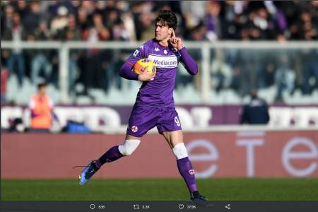 Transfer Dusan Vlahovic ke Arsenal: Fiorentina Mau, Sang Pemain Ogah