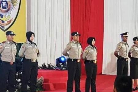 Bikin Bingung Masyarakat, Polri Akhirnya Ganti Lagi Warna Seragam Satpam