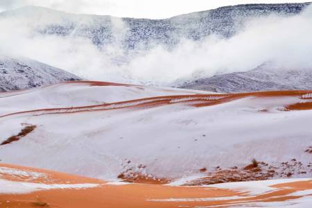Mengapa Turun Salju di Sahara?
