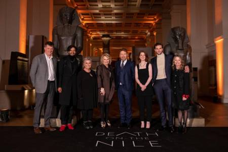 Pemeran dan pembuat film "Death on the Nile” Berkumpul di Pameran Mesir di The British Museum 