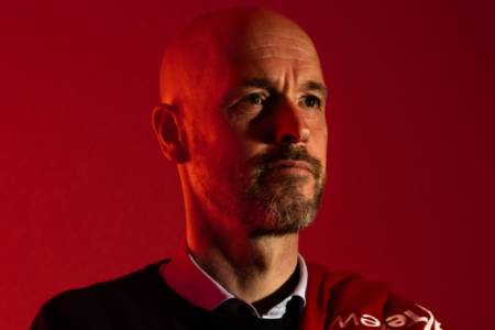 Erik Ten Hag Resmi Latih Manchester United Musim Depan 