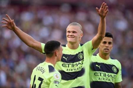 Cetak 2 Gol, Erling Haaland Bawa Manchester City Bungkam West Ham United