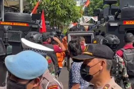 Ini 5 Tersangka yang Hadir Rekontruksi  Pembunuhan Berencana Brigadir J di Rumah  Saguling