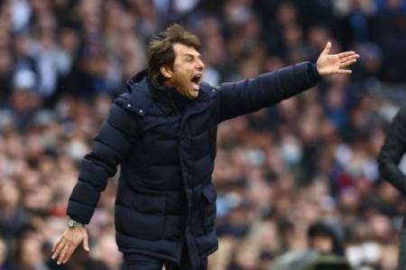 Juventus Bidik Antonio Conte!