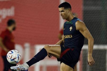 Belum dapat Klub Baru, Cristiano Ronaldo Numpang Berlatih di Real Madrid