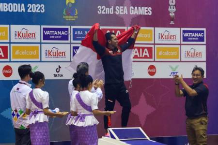 Siman dan Masniari Wolf Sumbang Medali Emas Dan Cetak Rekor SEA Games 2023