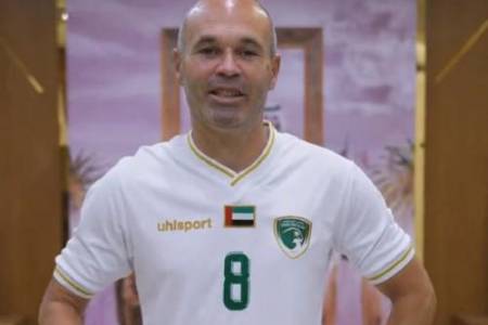 Andres Iniesta Resmi Gabung dengan Emirates Club