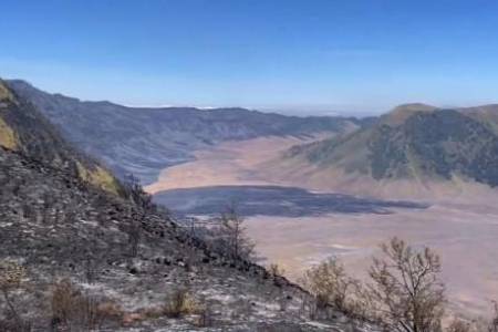Wisata Gunung Bromo Kembali Tutup Total, Ini Alasannya!