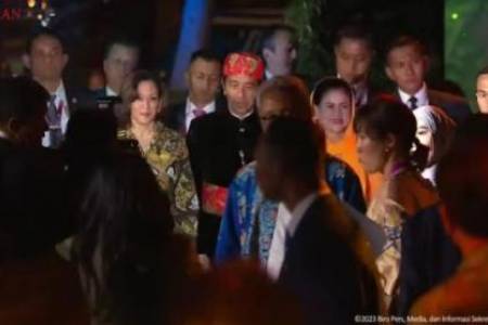 Presiden Jokowi dan Ibu Negara Hadiri Gala Dinner KTT ke-43 ASEAN 2023 di Hutan Kota GBK