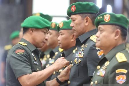 Kasad Jenderal TNI Agus Subiyanto Pimpin Sertijab 3 Posisi Strategis TNI AD