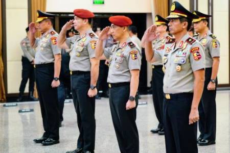 13 Perwira Tinggi Polisi Naik Pangkat, Berikut Daftarnya!