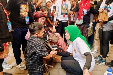 Pelukan Tulus dan Lembut, Siti Atikoh Ganjar Serap Aspirasi Disabilitas