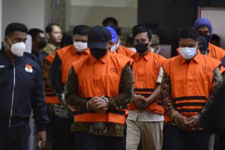 Terlibat Pungli di Rutan, KPK Berhentikan Sementara 15 Pegawainya!