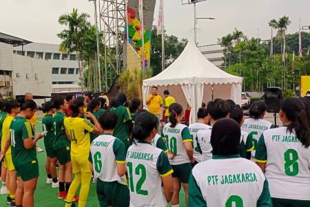 Srikandi Cup 2024: PTF Jagakarsa Raih Juara Perdana Futsal Wanita di Kemenpora