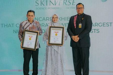 Wardah SKINVERSE - Science Powered Skincare Raih Rekor MURI