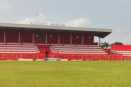 Arema FC Apresiasi Percepatan Perbaikan Lapangan Stadion Supriyadi Blitar