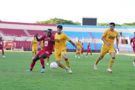 Malut United Tekuk Semen Padang 2-1, Imran: Kemenangan Ini Berkat Kemauan dan Semangat Pemain