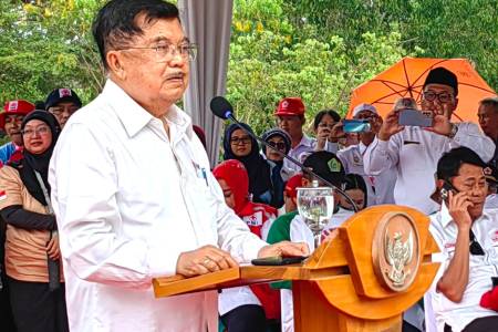 Ingatkan Ancaman Bencana Kemanusiaan Akibat Perubahan iklim, Jusuf Kalla: Tanam Minimal Satu Juta Pohon Satu Tahun