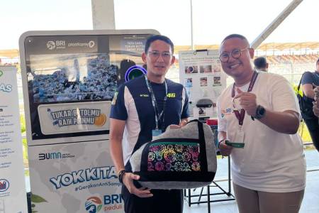 Dukung Eco Sport Tourism di MotoGP 2024 Mandalika, Menparekraf Sandiaga Uno Apresiasi RVM BRI Peduli x Plasticpay 