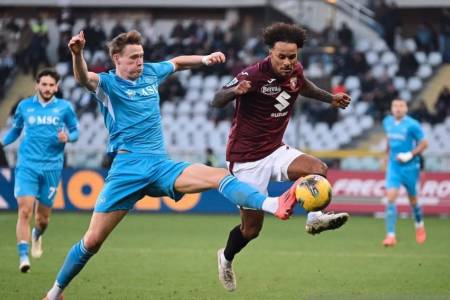 Liga Italia 2034/2025: Napoli Raup  Poin Penuh, Menang  1-0 di Kandang Torino 