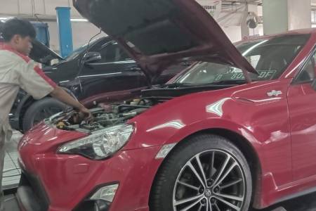 Layanan Jitu Auto2000, Pemilik Mobil Tenang Mekanik pun Senang