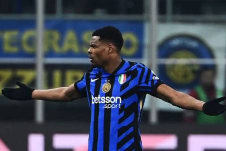 Drama 4 Gol di Giuseppe Meazza: Inter Milan Ditahan Bologna 2-2