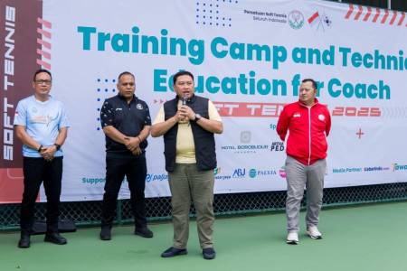 Ketum Pesti Buka Coaching Clinic & Trainning Camp Bersama Tim Korea Selatan