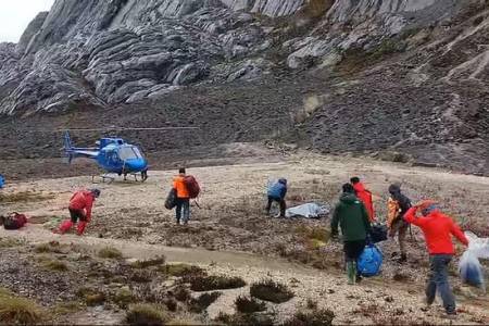 Fiersa Besari Kabarkan Kondisi Terkini Usai Dua Teman Pendaki Meninggal di Puncak Carstensz