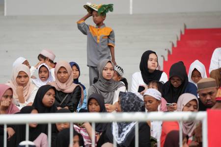 Malut United Hadirkan Kebahagiaan untuk Ratusan Anak Yatim Piatu di Bulan Ramadan