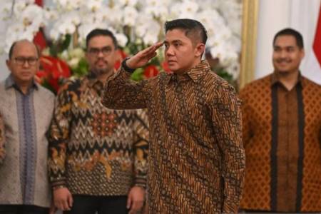 Panglima TNI Naikan Pangkat Seskab Teddy dari Mayor  jadi Letkol