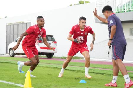 Jelang Lawan PSM, Imran: Kami Fokus Bertanding Tanpa Melihat Klasemen