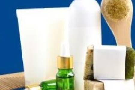 Meskipun Dibanjiri Produk Luar, Skincare Lokal Masih Juara
