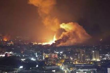 Rudal Iran Hantam Fasilitas Militer Israel