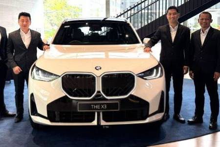 BMW X3 20 xDrive M Sport dan BMW 218 Gran Coupé M Sport Meluncur Jatim