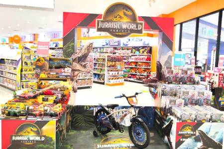 Pengalaman Seru Bertema Jurassic World Rebirth di Liburan Sekolah