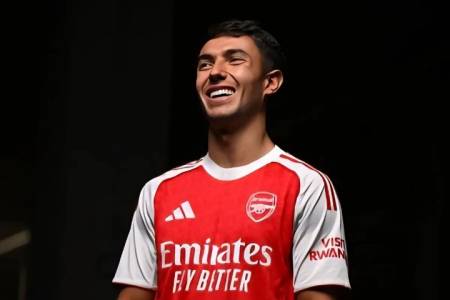 Arsenal Resmi Umumkan Perekrutan Martin Zubimendi dari Real Sociedad
