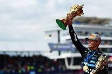 McLaren Kian Dekat Gapai Dobel Titel