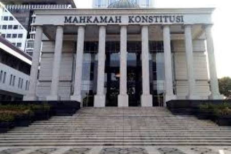 MK Larang Wakil Menteri Rangkap Jabatan Komisaris BUMN