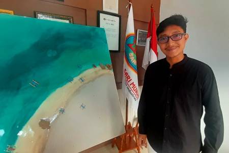 PT Karya Sari Murni Berdayakan Warga Cipayung lewat Pelatihan Seni Dirty Pouring